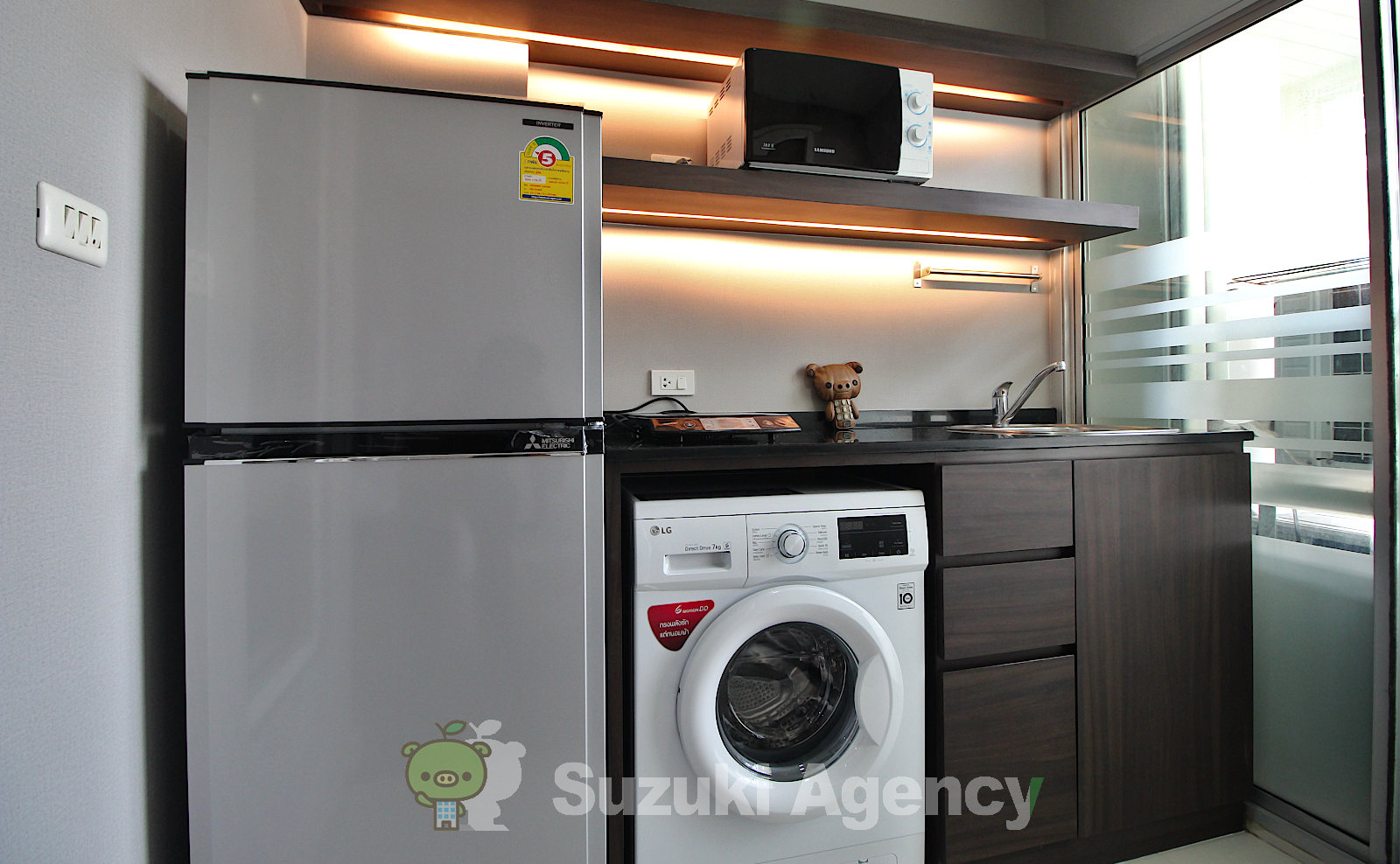 The Room Sukhumvit 79 の写真