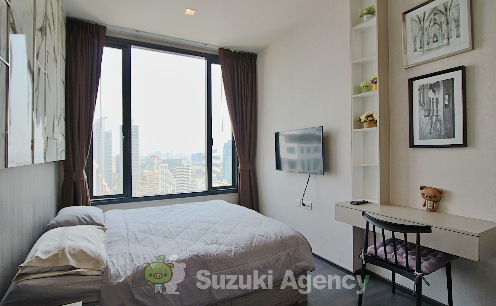 Edge Sukhumvit 23 の写真