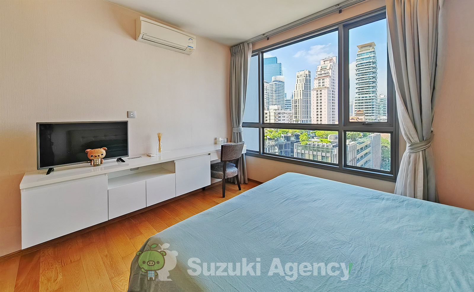 H Sukhumvit 43 の写真