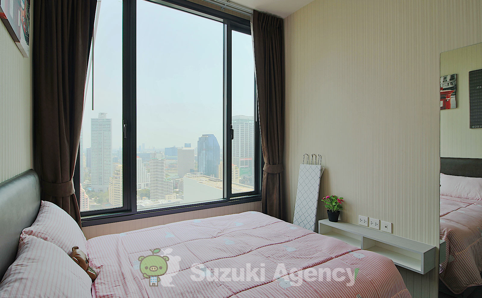 Edge Sukhumvit 23 の写真
