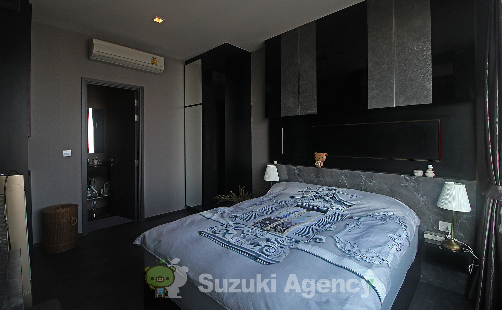 Edge Sukhumvit 23 の写真