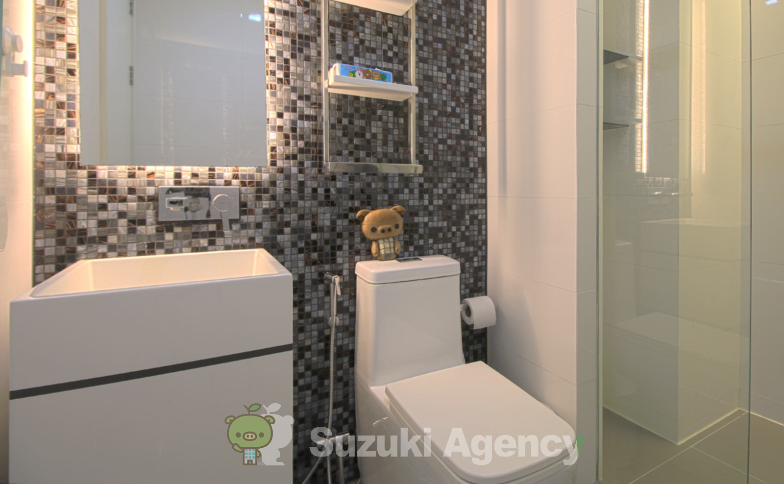 The Room Sukhumvit 69 の写真