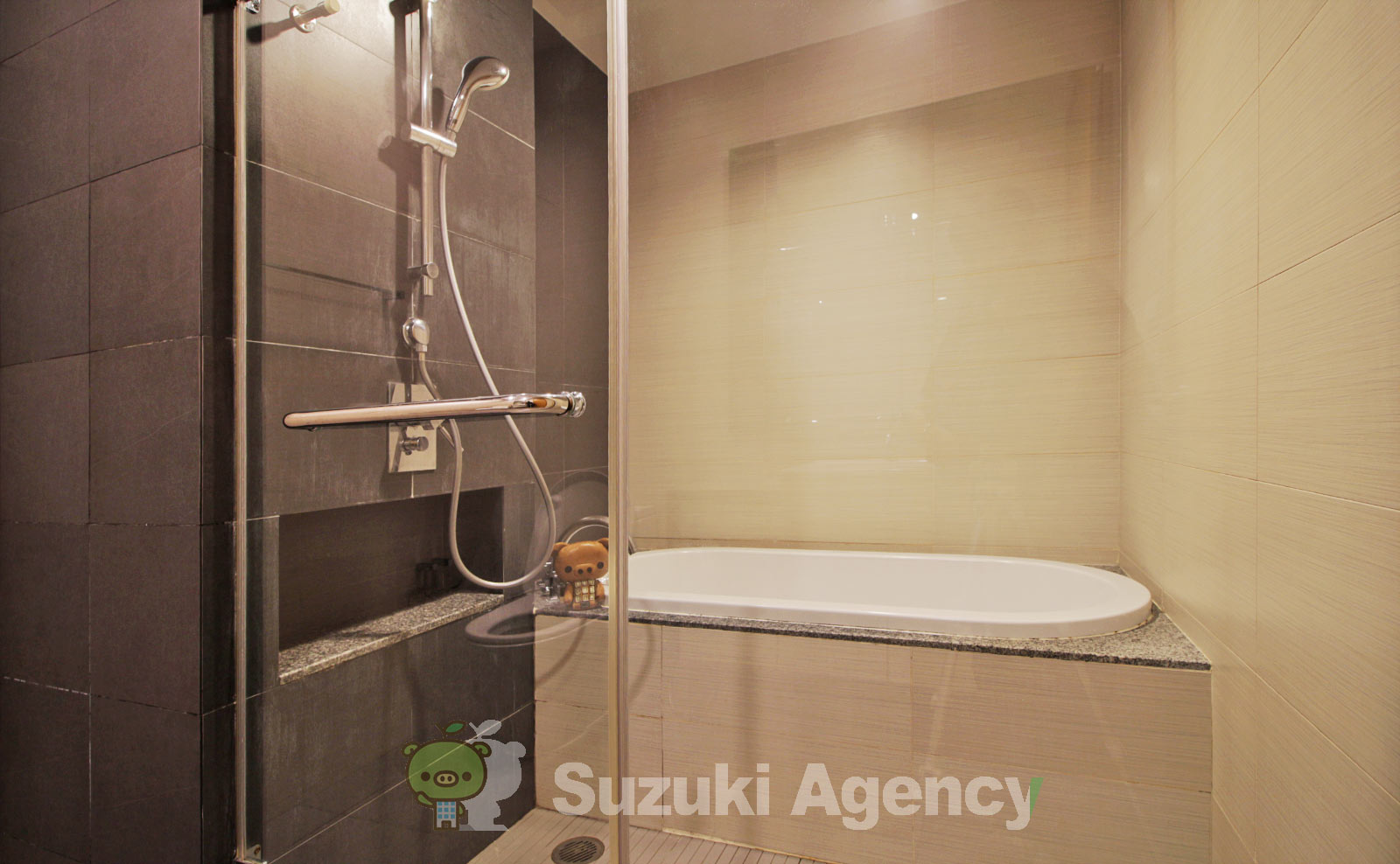 Millennium Residence の写真