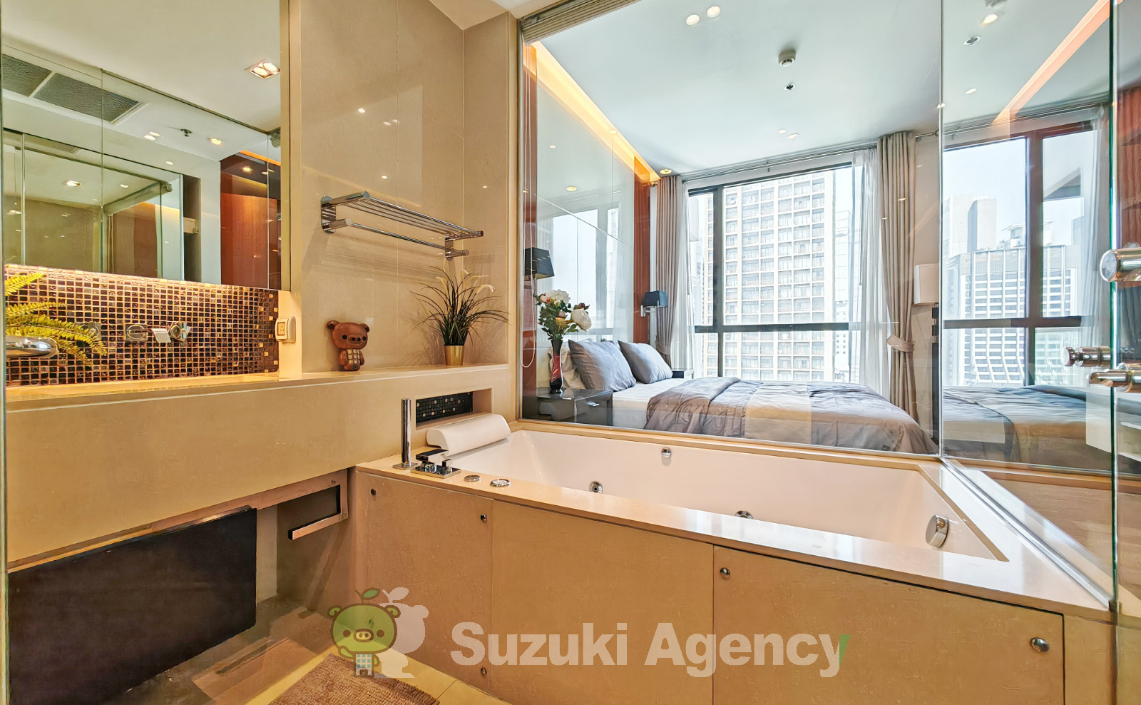 The Address Sukhumvit 28 の写真