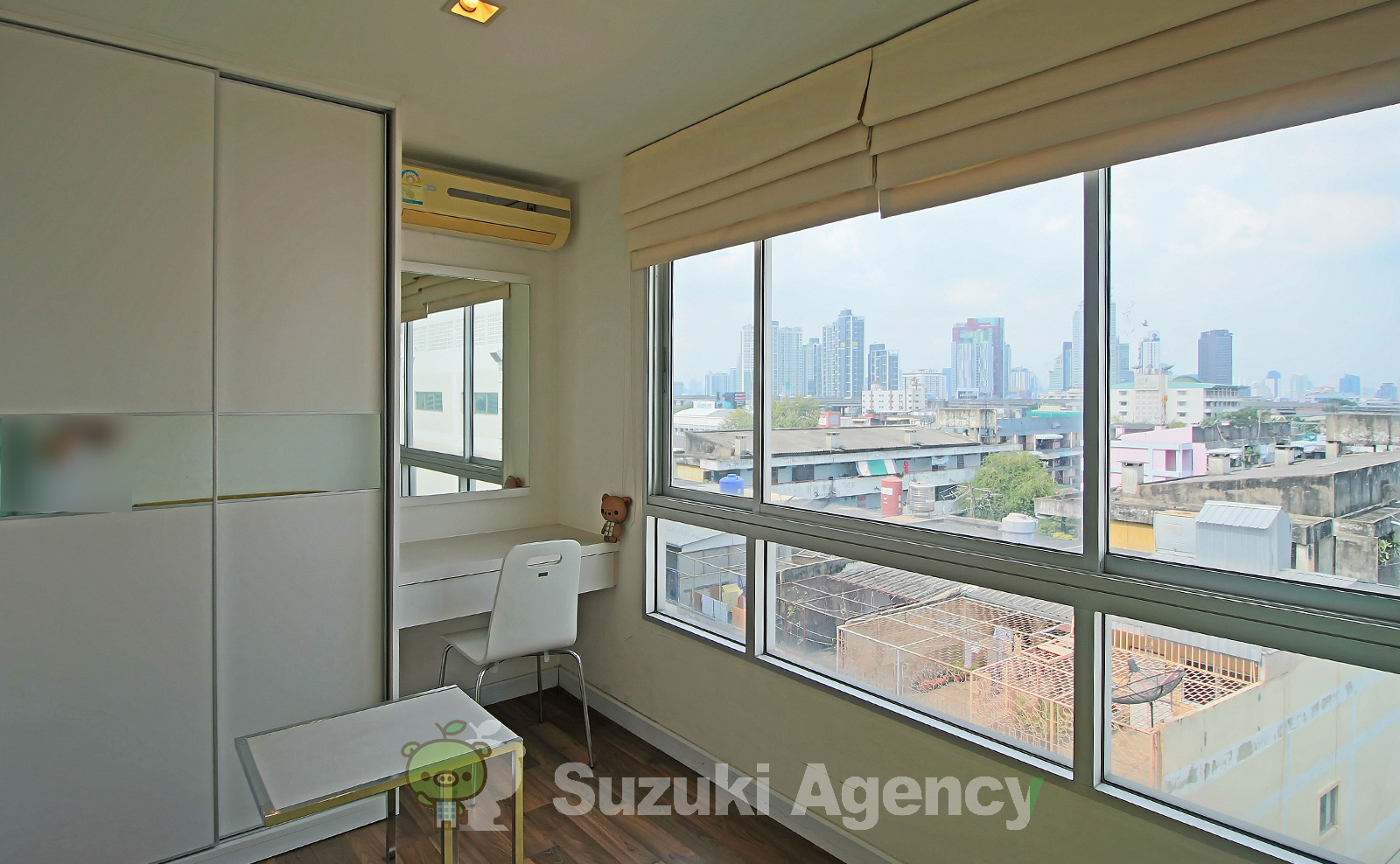 The Room Sukhumvit 79 の写真