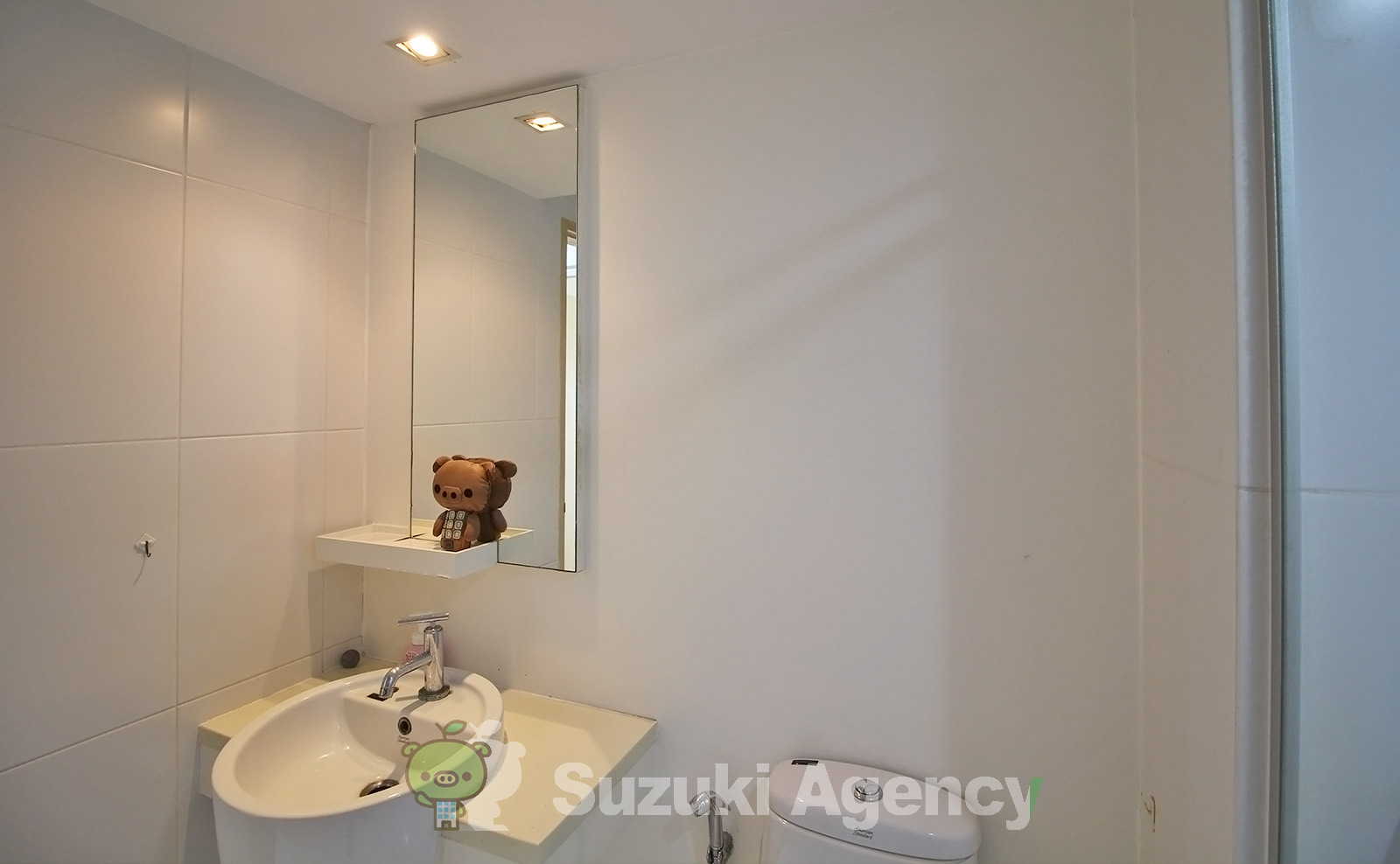 The Room Sukhumvit 79 の写真