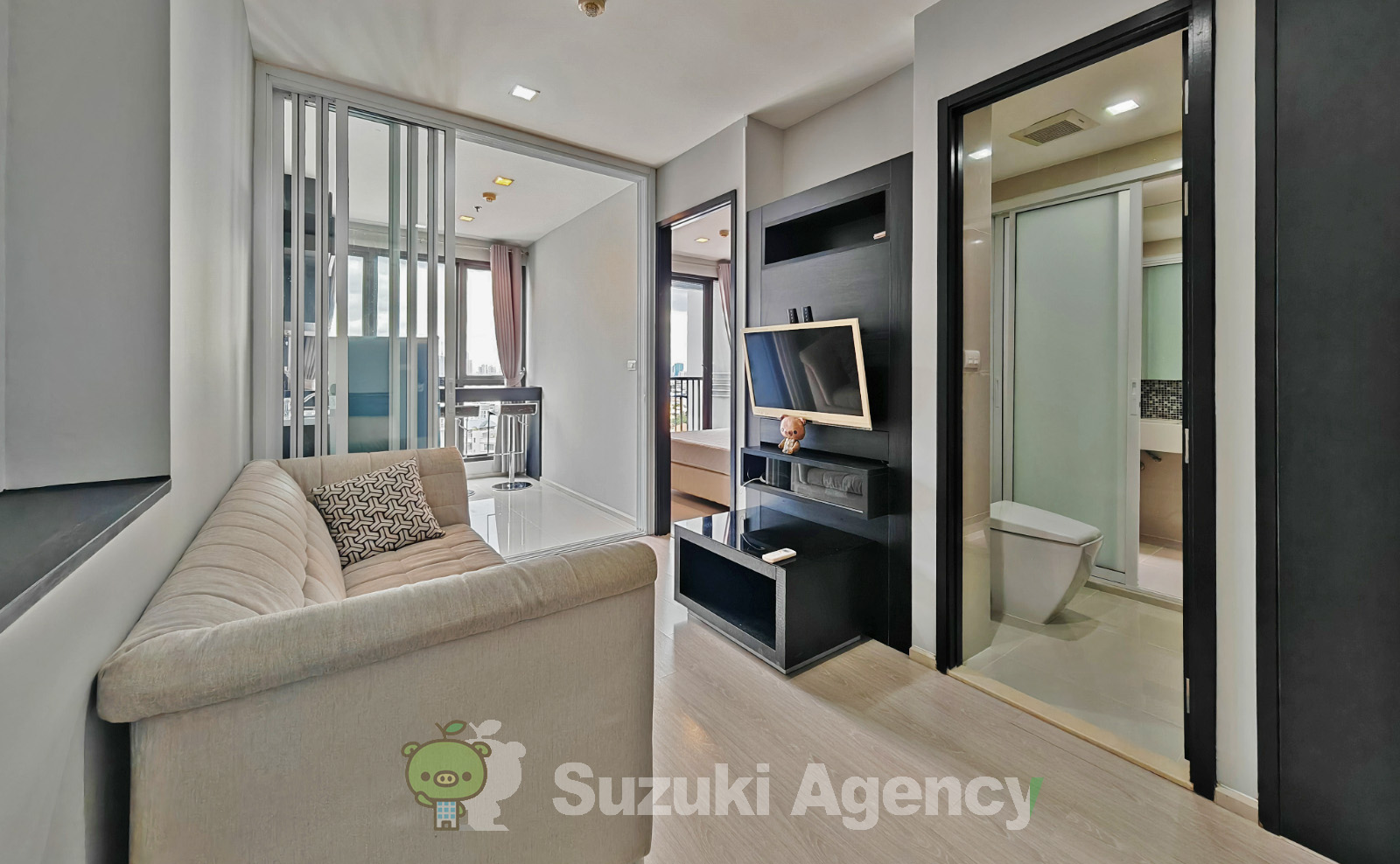 Rhythm Sukhumvit 44/1:1 Bed Room Photos No.21