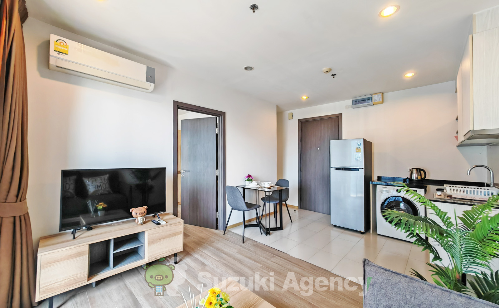 The Base Park East:1 Bed Room Photos No.23