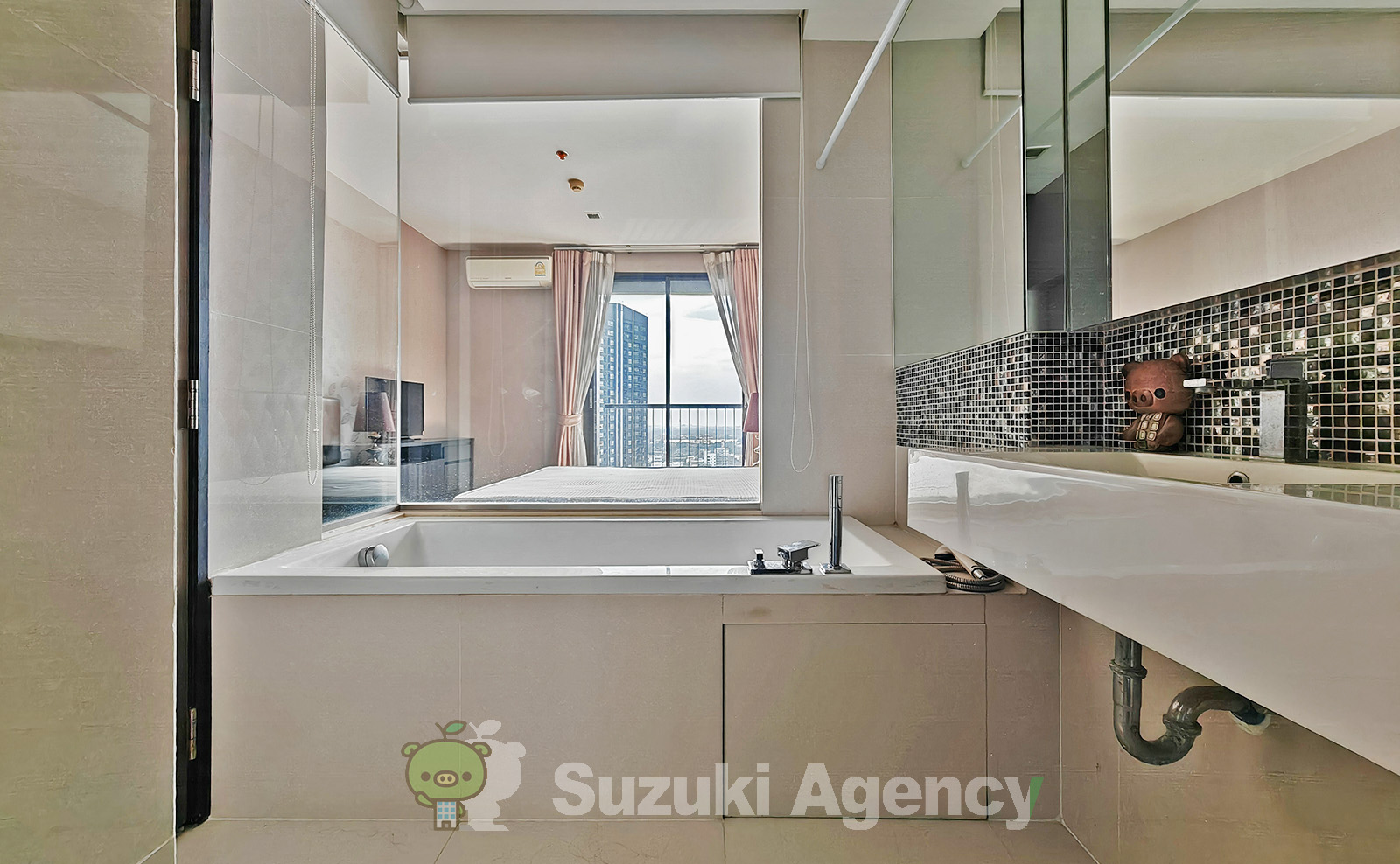 Rhythm Sukhumvit 44/1:1 Bed Room Photos No.72