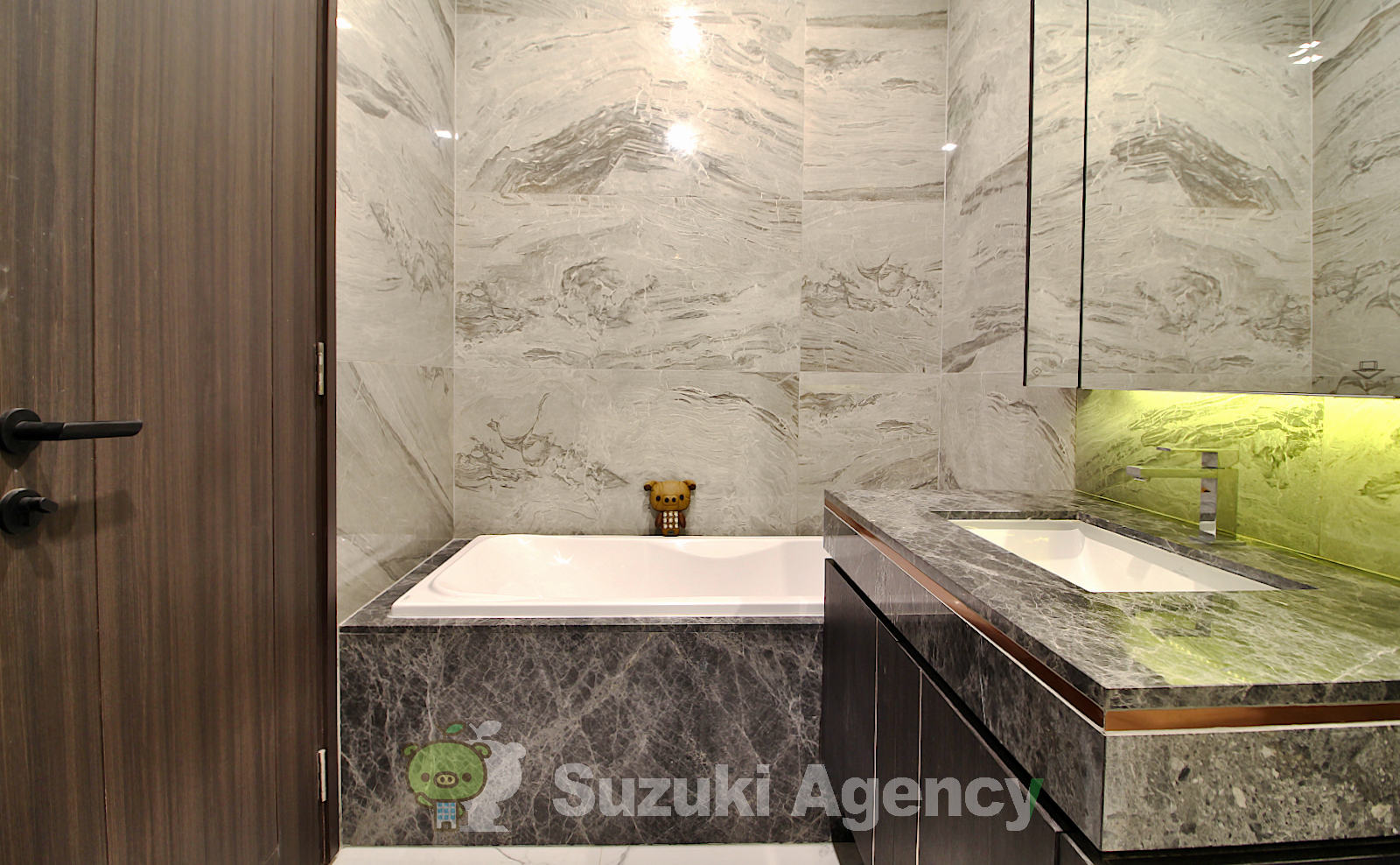 LAVIQ Sukhumvit 57:1 Bed Room Photos No.73