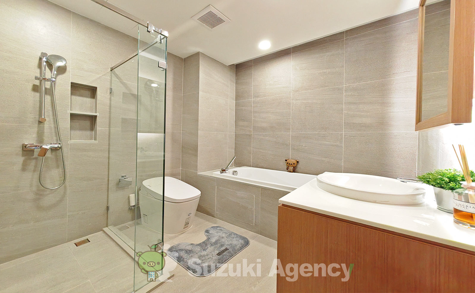 Aquila Bangkok Hotel and Residence:1 Bed Room Photos No.73