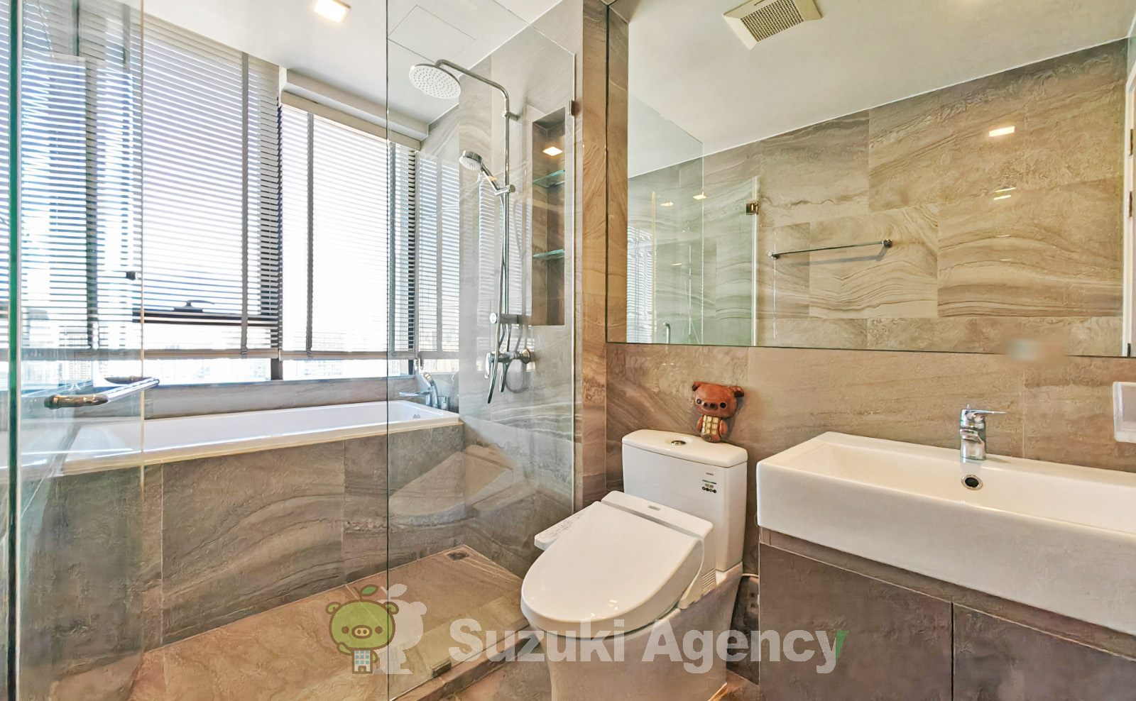 Ideo Q Sukhumvit 36:1 Bed Room Photos No.73