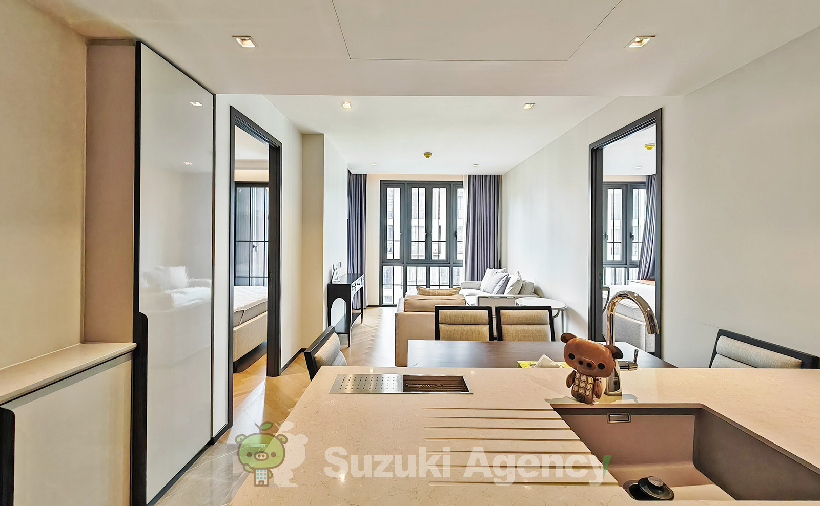 The Reserve Sukhumvit 61:2 Bed Room Photos No.26