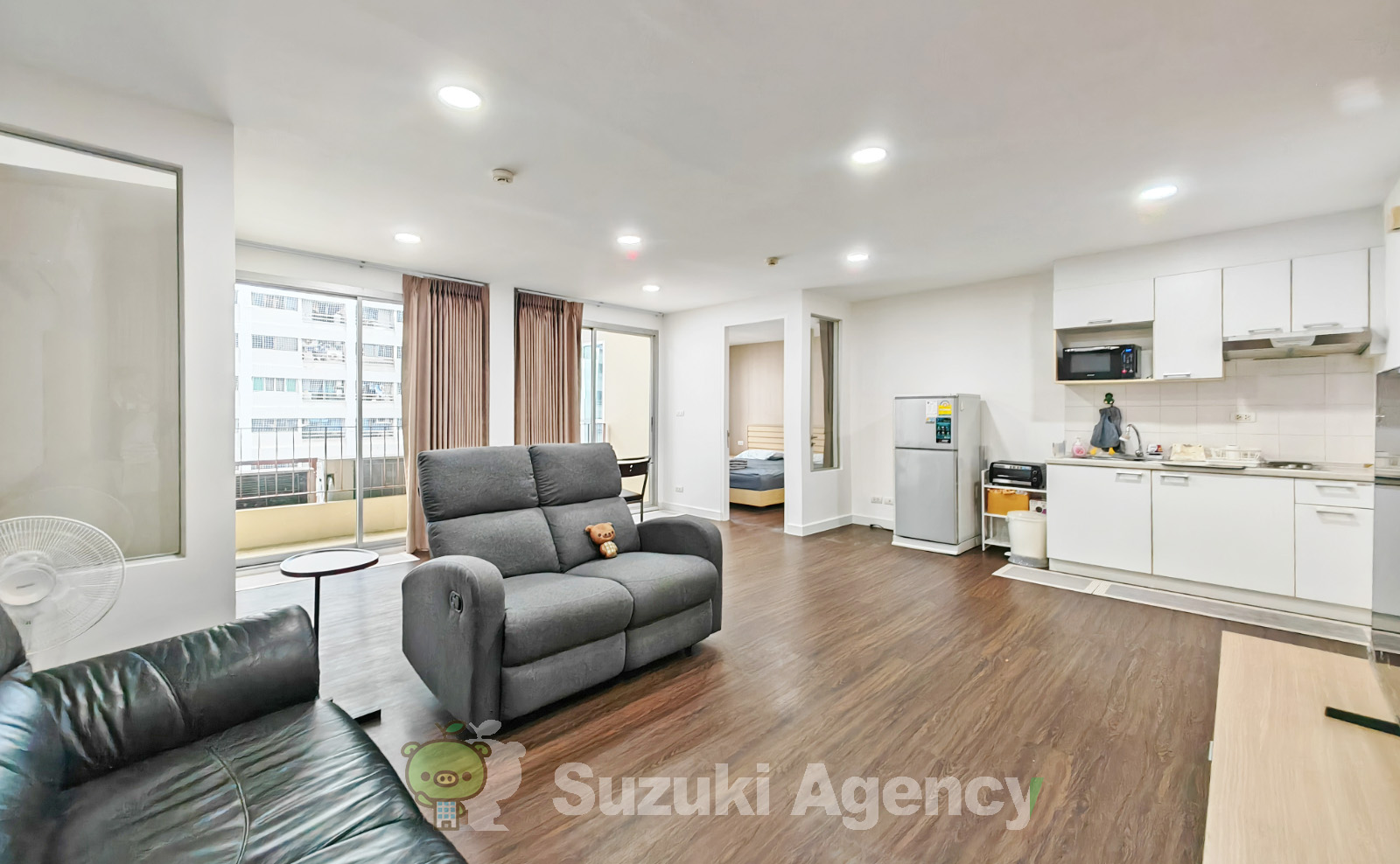 The Clover Thonglor Residence:2 Bed Room Photos No.27