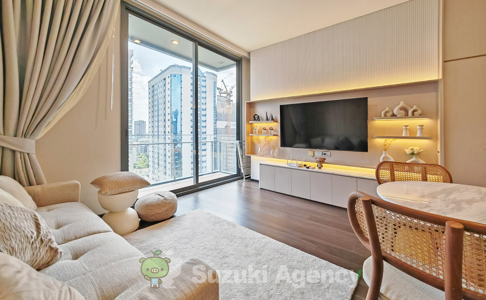 LAVIQ Sukhumvit 57:2 Bed Room Photos No.28