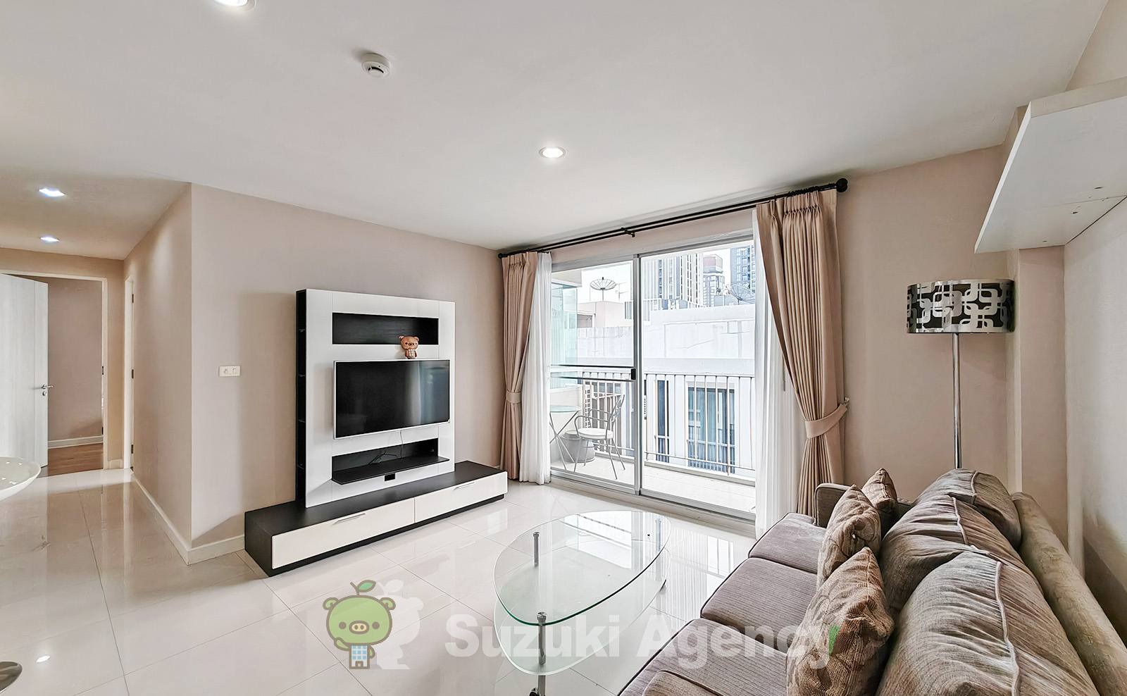 The Clover Thonglor Residence:2 Bed Room Photos No.28