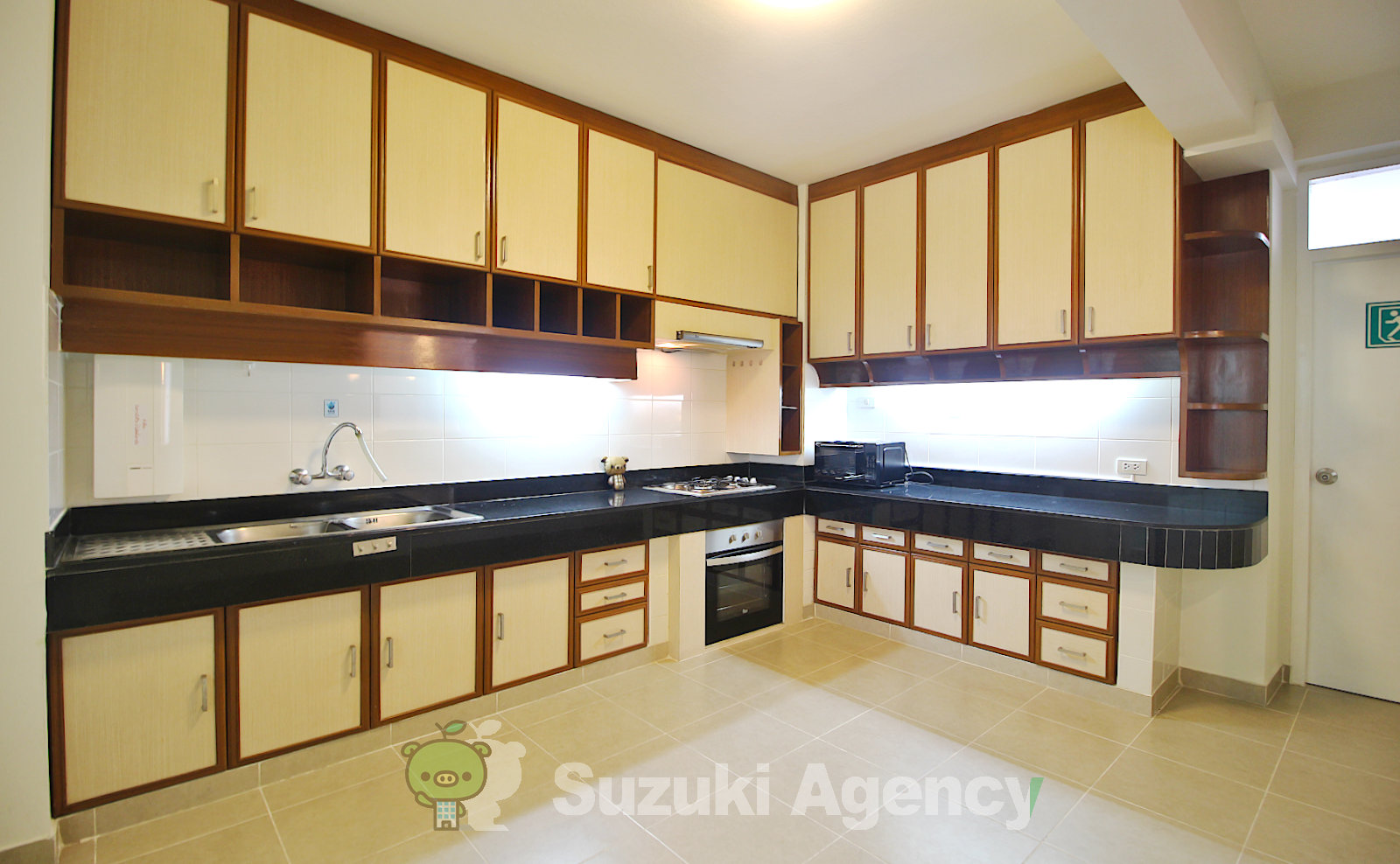 Karolyn Court:2 Bed Room Photos No.31