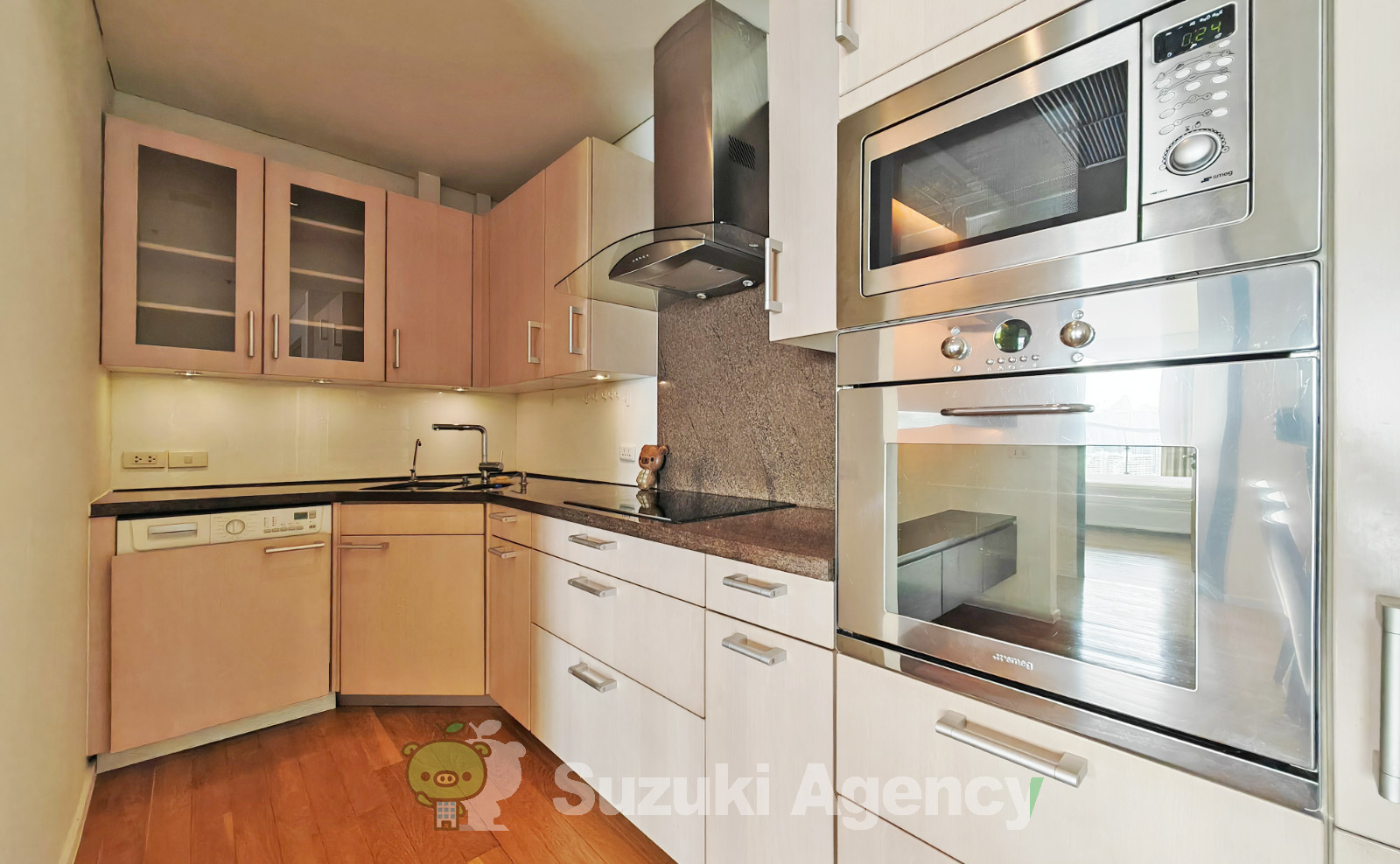The Lakes Condominium:2 Bed Room Photos No.31