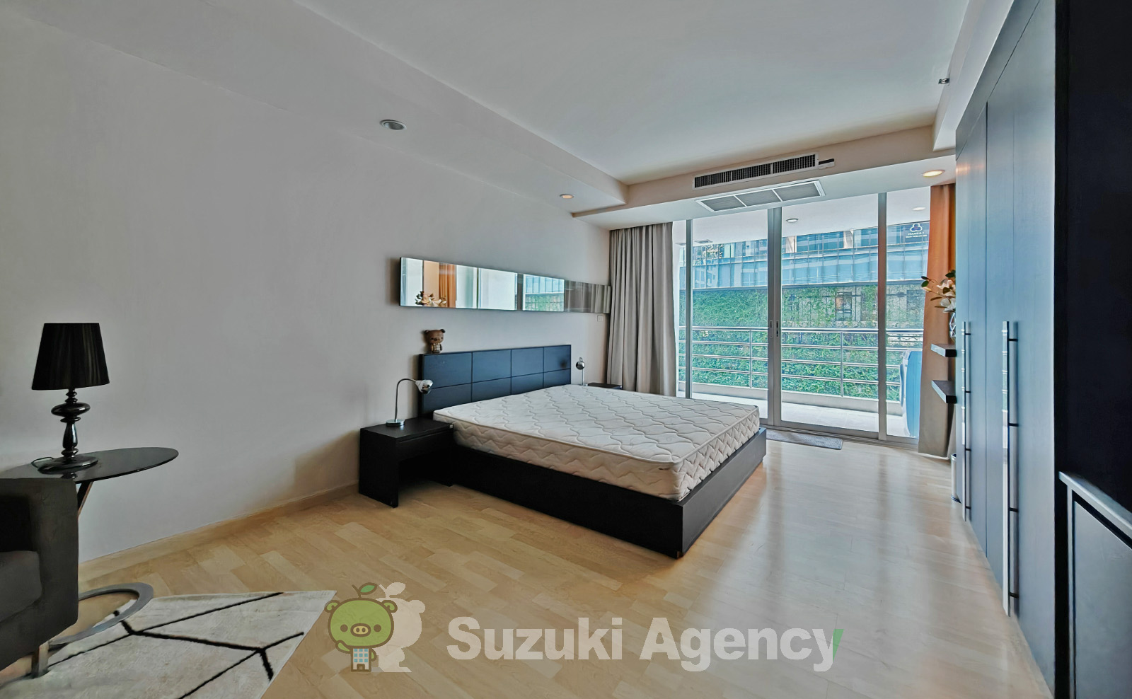 The Rajdamri Condo:2 Bed Room Photos No.65