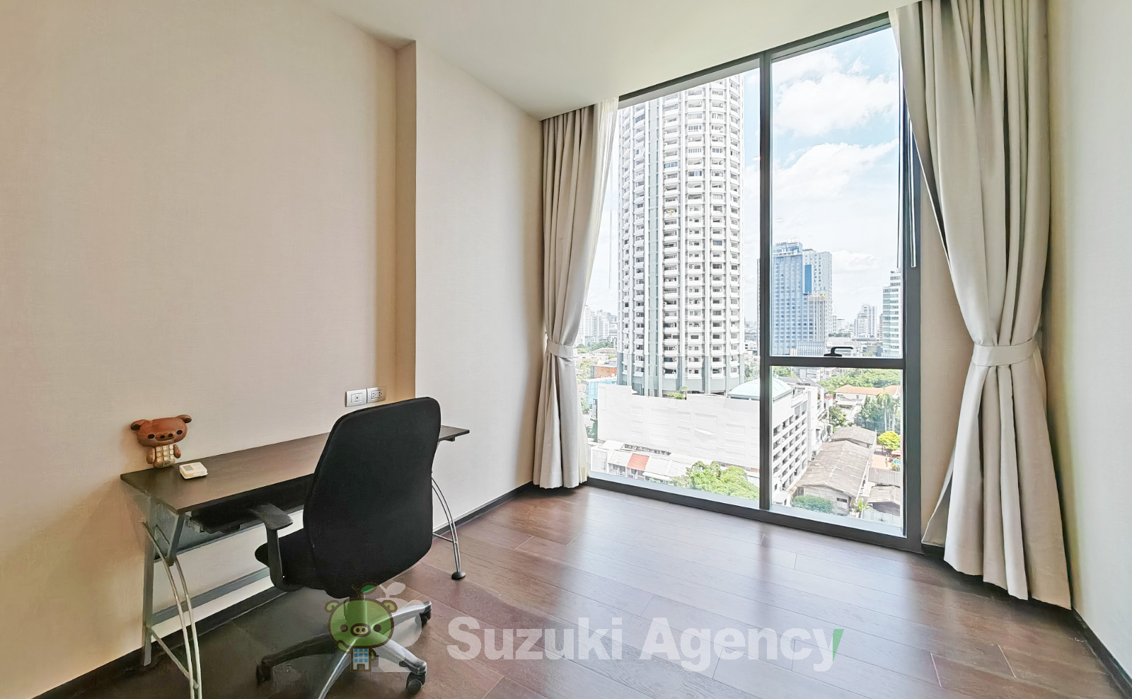LAVIQ Sukhumvit 57:2 Bed Room Photos No.74