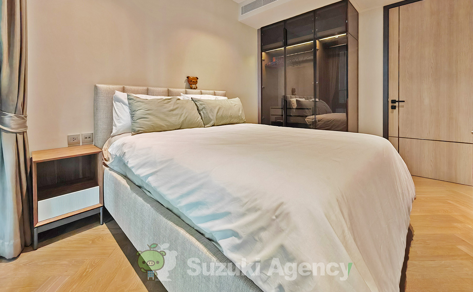 The Reserve Sukhumvit 61:2 Bed Room Photos No.74