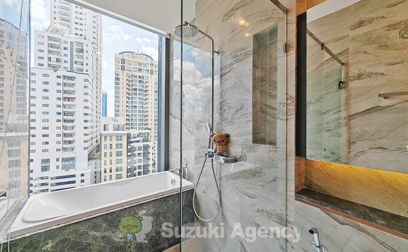 LAVIQ Sukhumvit 57:2 Bed Room Photos No.75