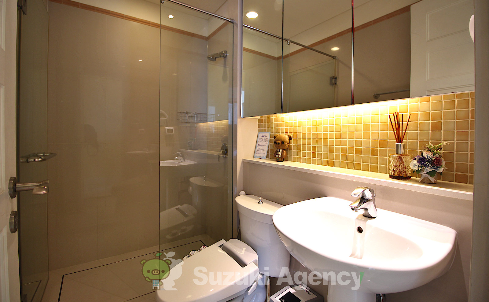 Aguston Sukhumvit 22:2 Bed Room Photos No.76