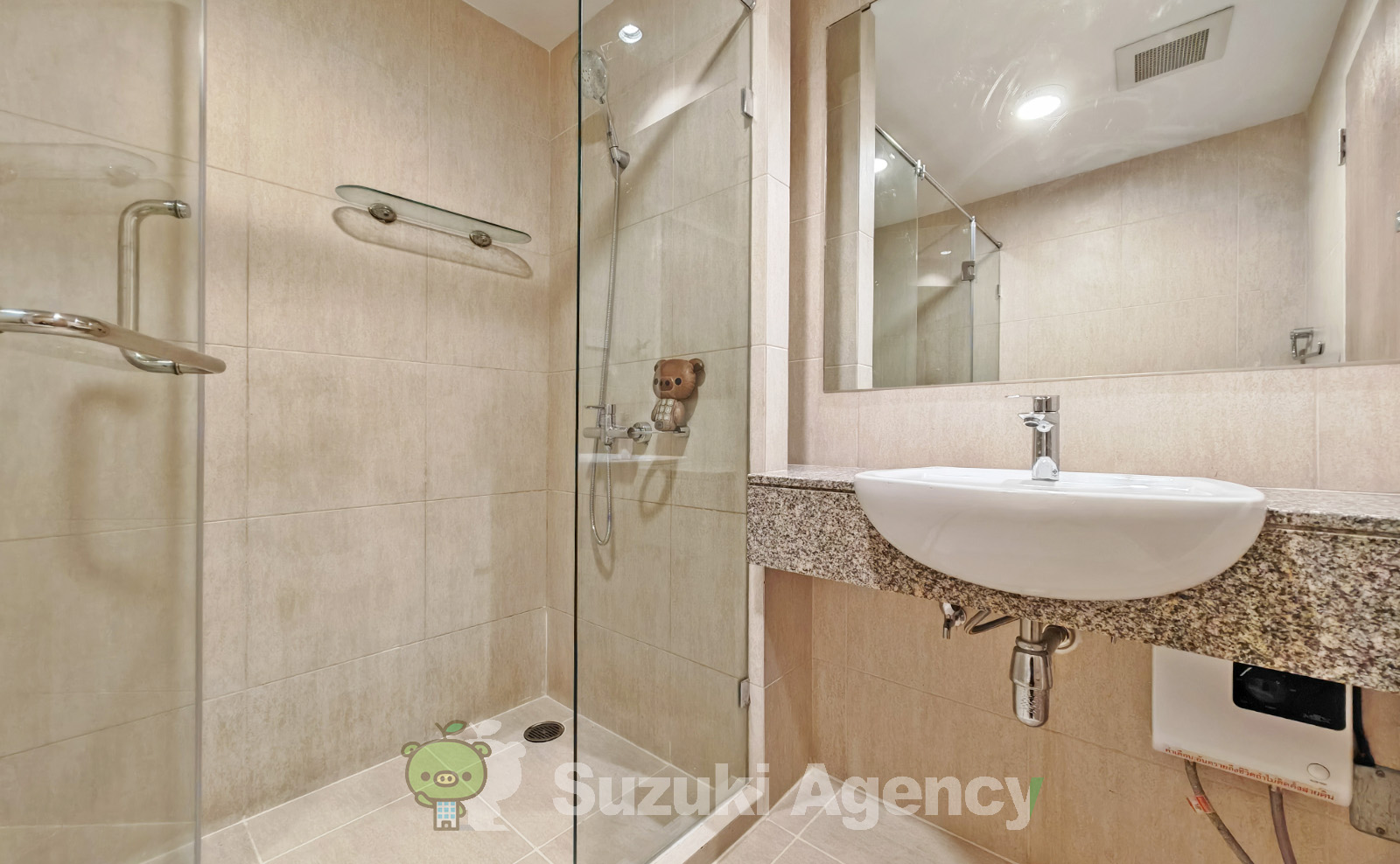 The Clover Thonglor Residence:2 Bed Room Photos No.76