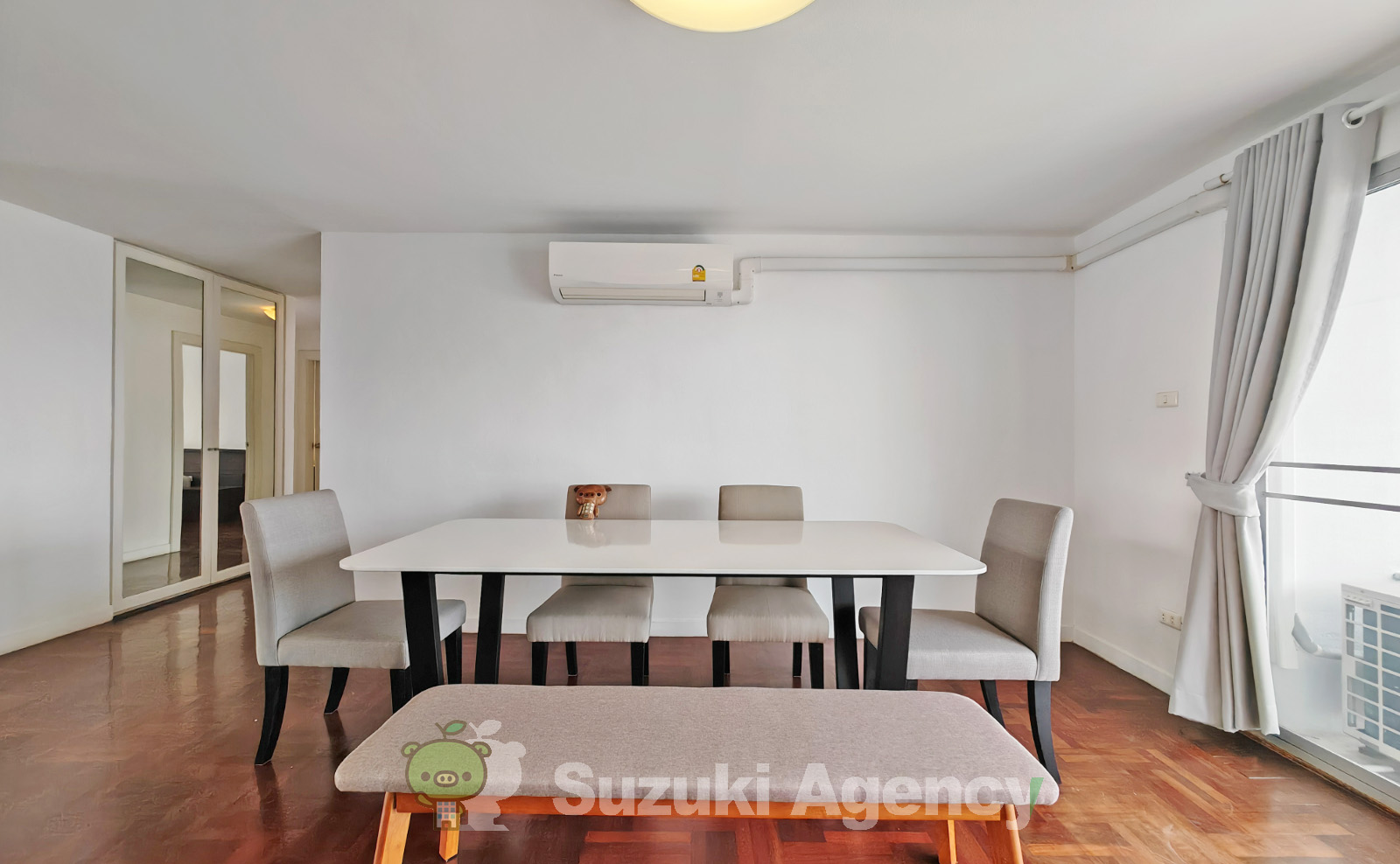 Regent On The Park 2:3 Bed Room Photos No.35