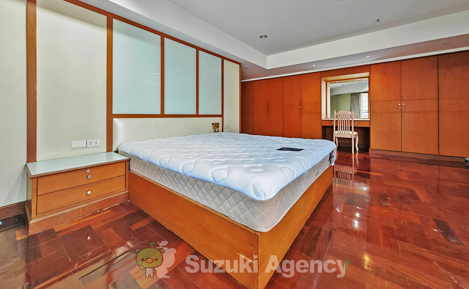 Baan Suanpetch:3 Bed Room Photos No.37