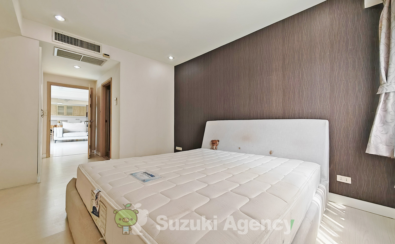 Royal Castle:3 Bed Room Photos No.69