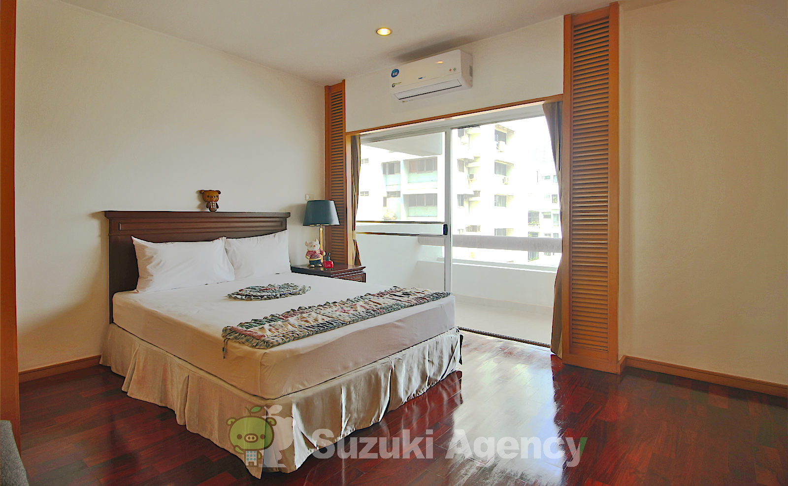 Esmeralda Apartments:3 Bed Room Photos No.69