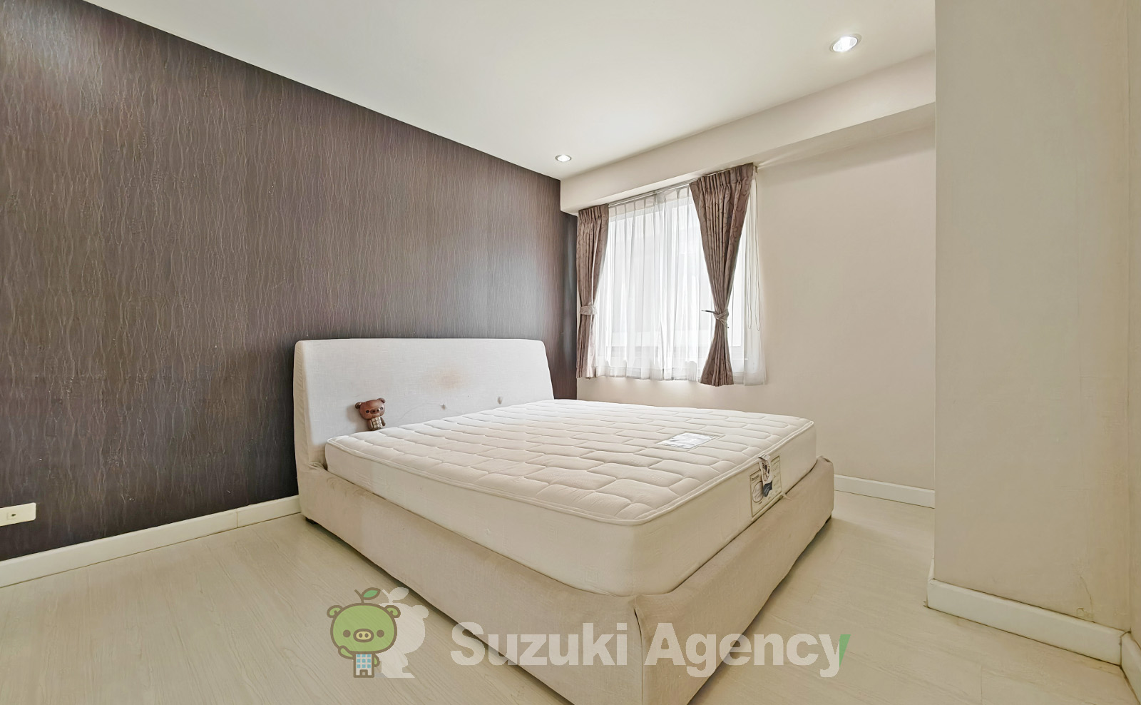 Royal Castle:3 Bed Room Photos No.70