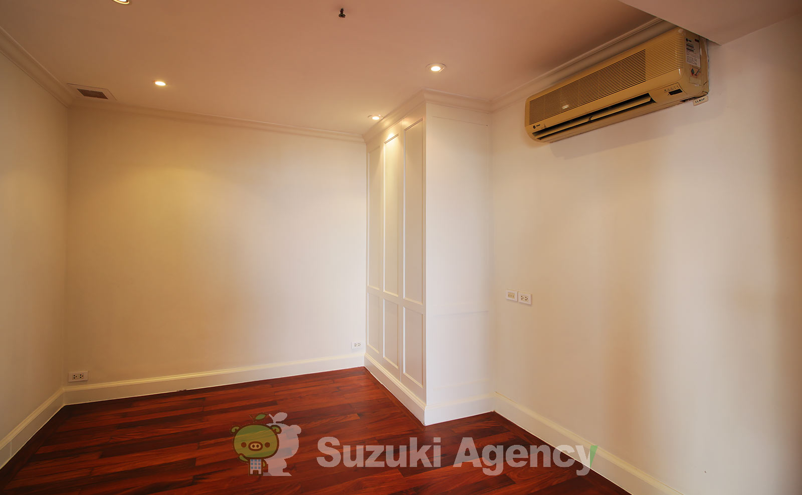 Sathorn Park Place:3 Bed Room Photos No.80