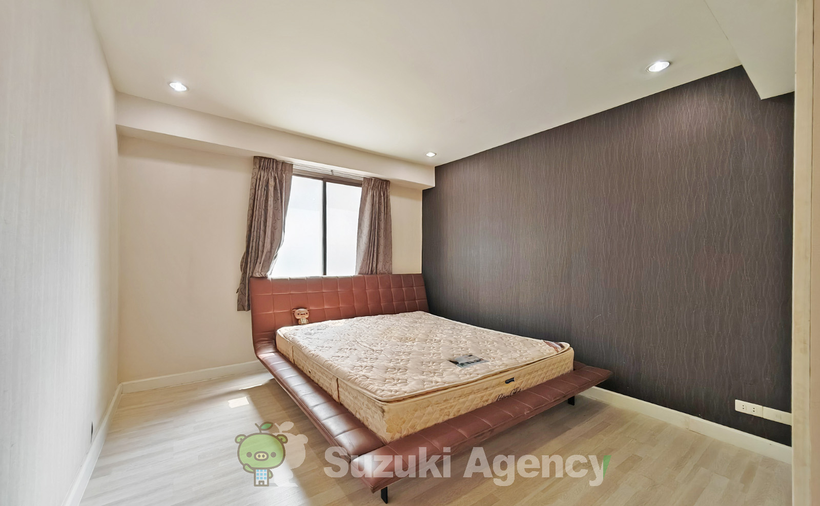 Royal Castle:3 Bed Room Photos No.80
