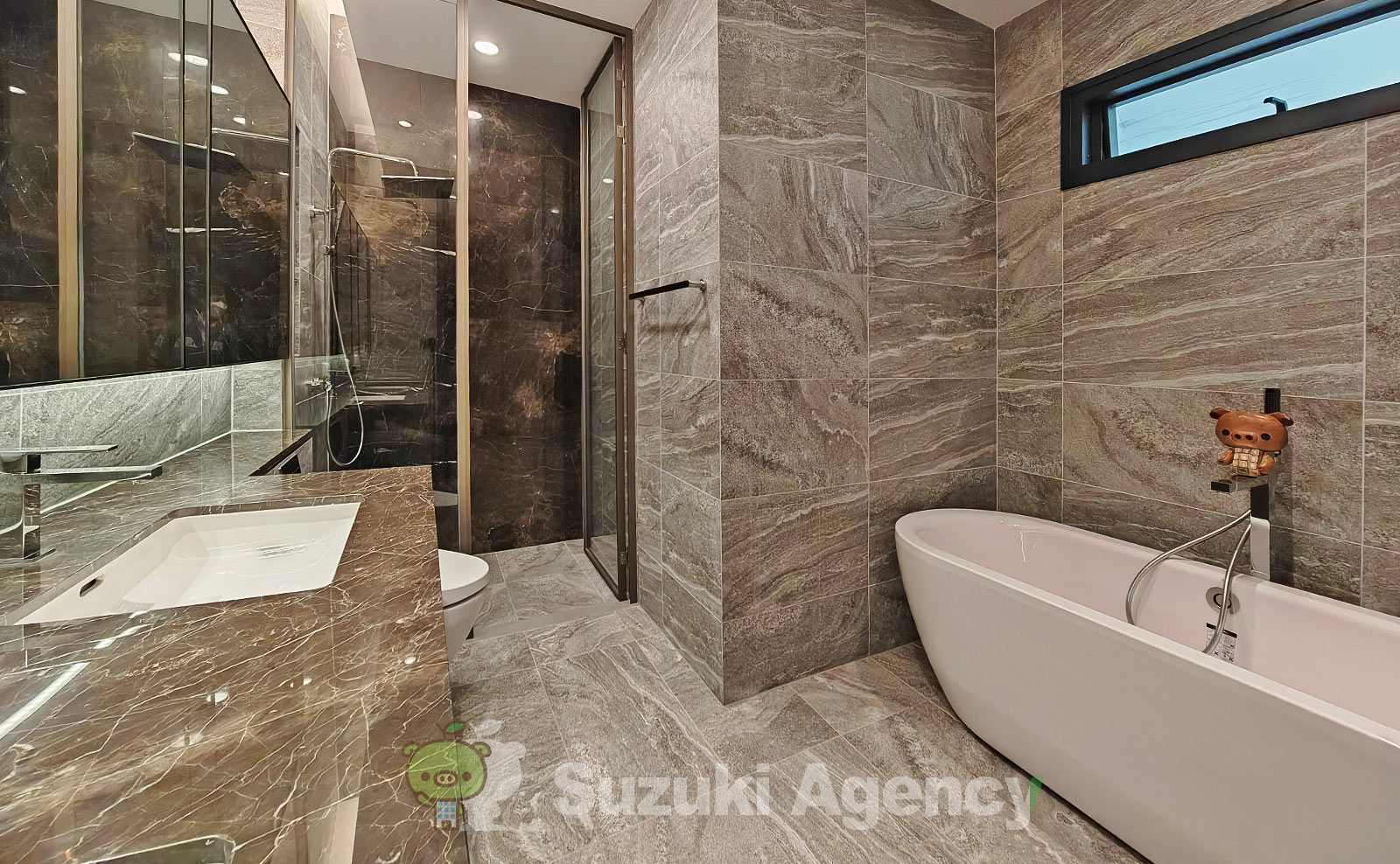 The ESSE Sukhumvit 36:3 Bed Room Photos No.81