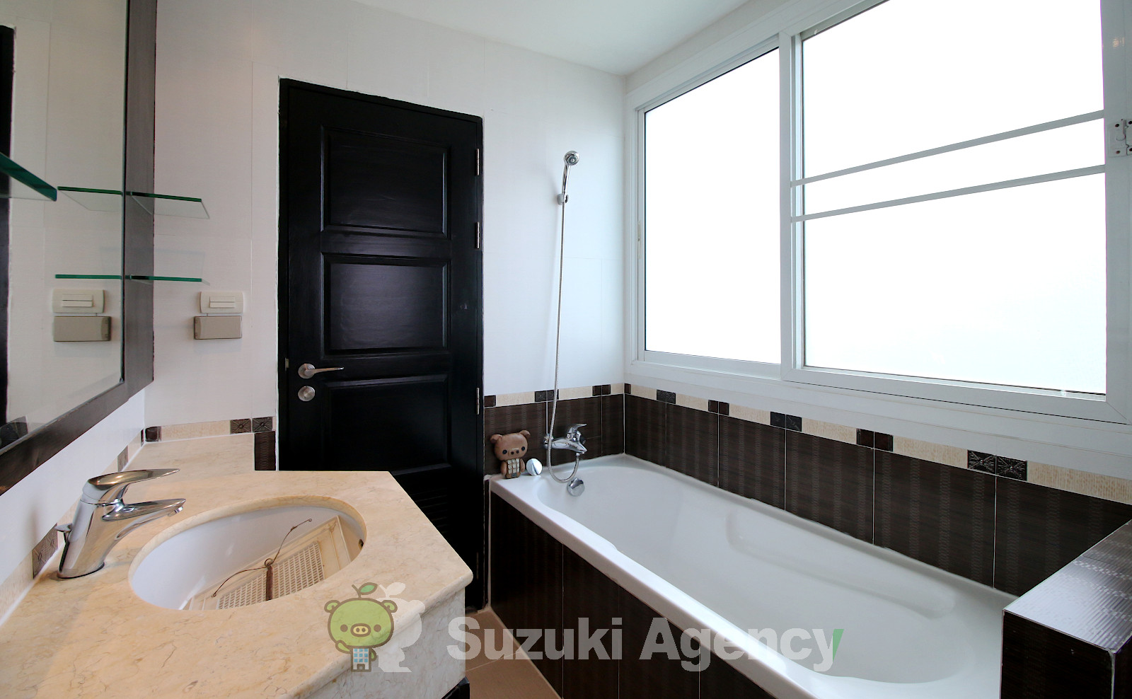 AP Suites Sukhumvit 33:3 Bed Room Photos No.81