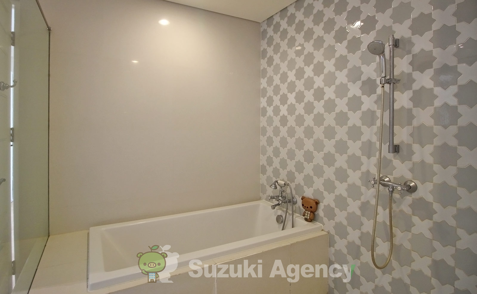 Aguston Sukhumvit 22:3 Bed Room Photos No.81