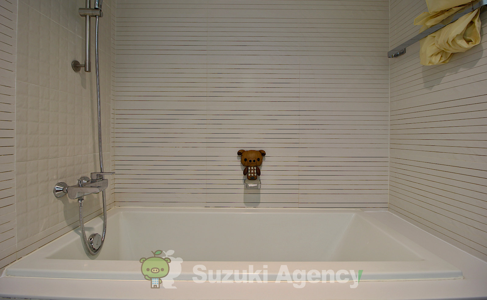 Baan Suanpetch:3 Bed Room Photos No.82