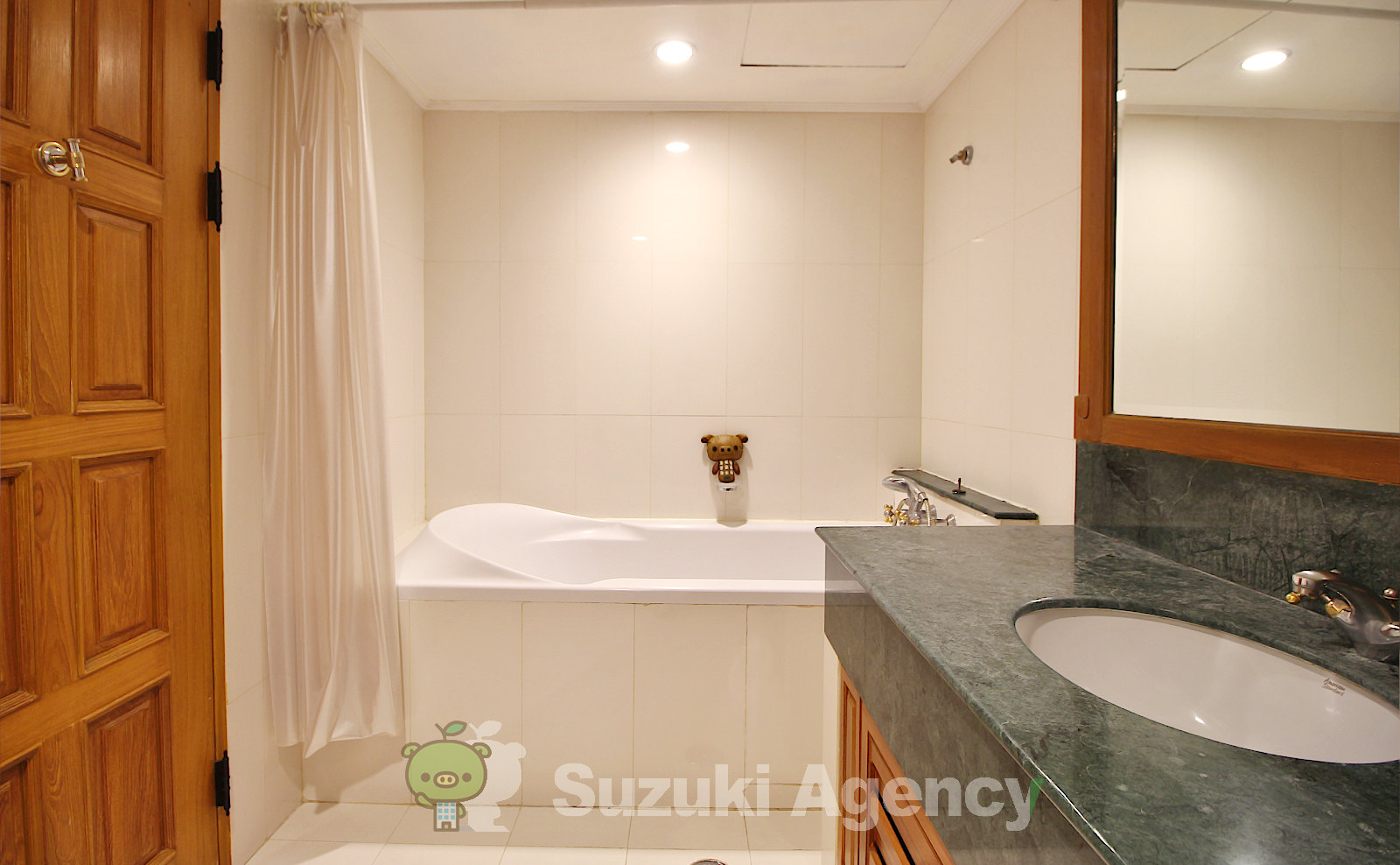 Centre Point Residence Phromphong:4 Bed Room Photos No.46