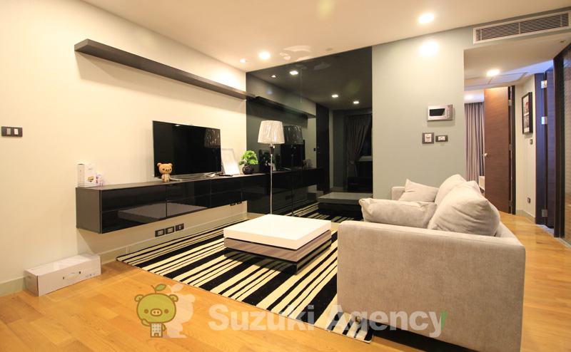 Quad Suites Silom