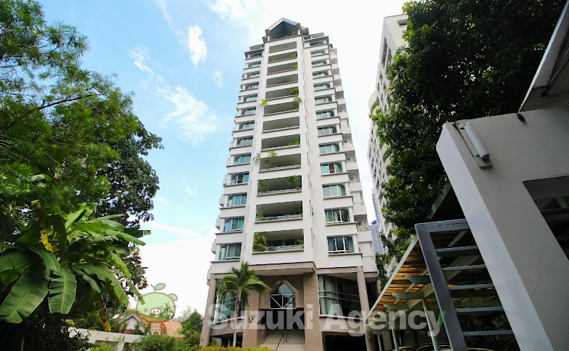 Suan Phinit Exclusive Apartment