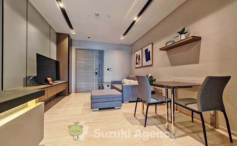 The Room Sukhumvit 38