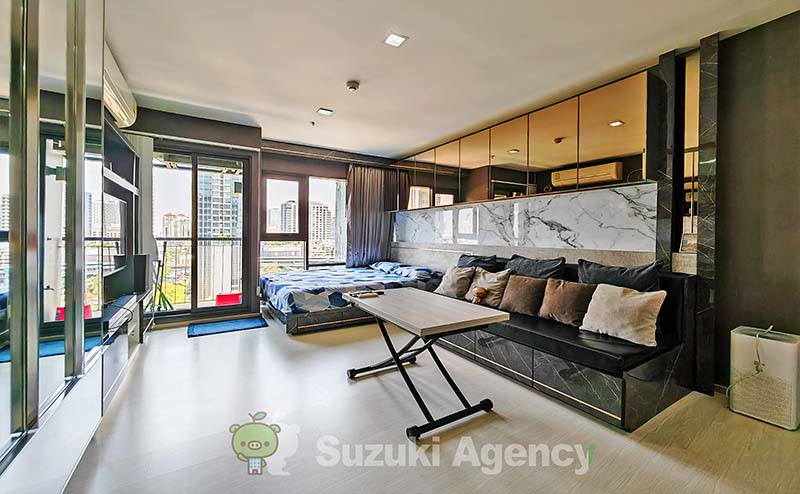 Rhythm Sukhumvit 36-38