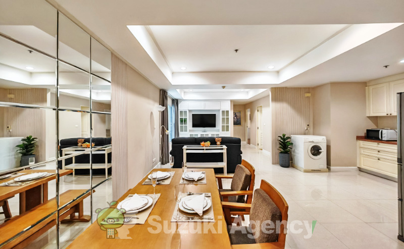 La Vie En Rose Place