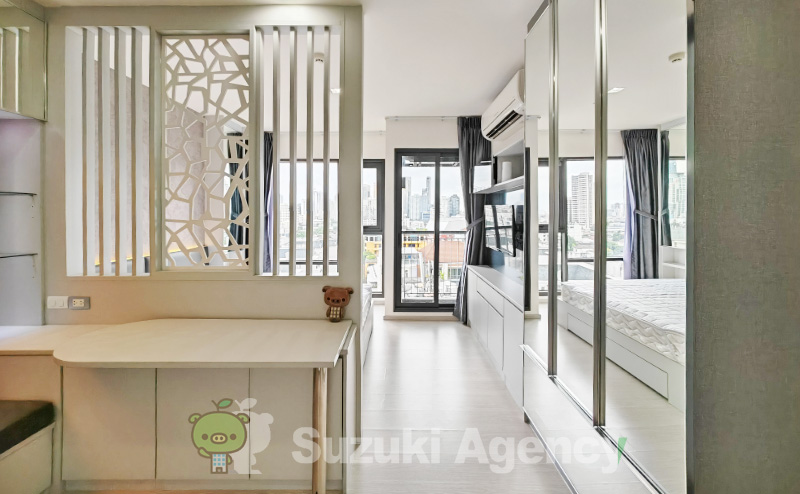 Rhythm Sukhumvit 36-38