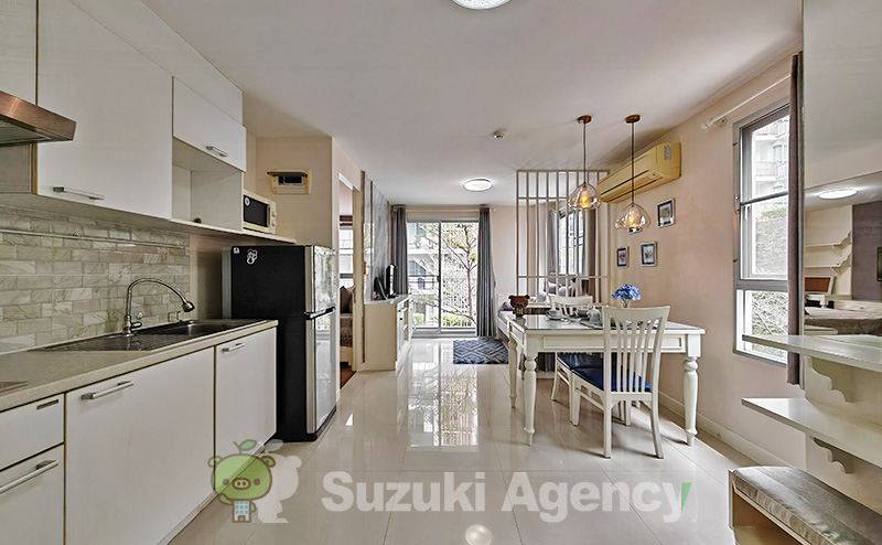 The Clover Thonglor Residence