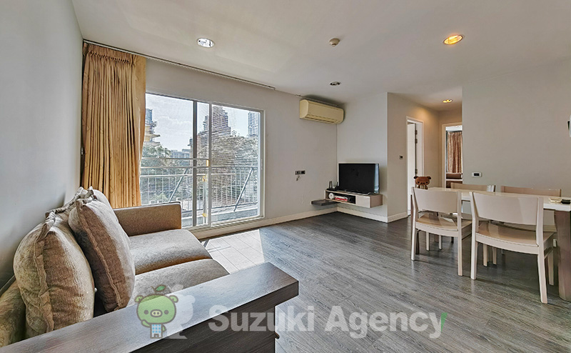 The Crest Sukhumvit 49