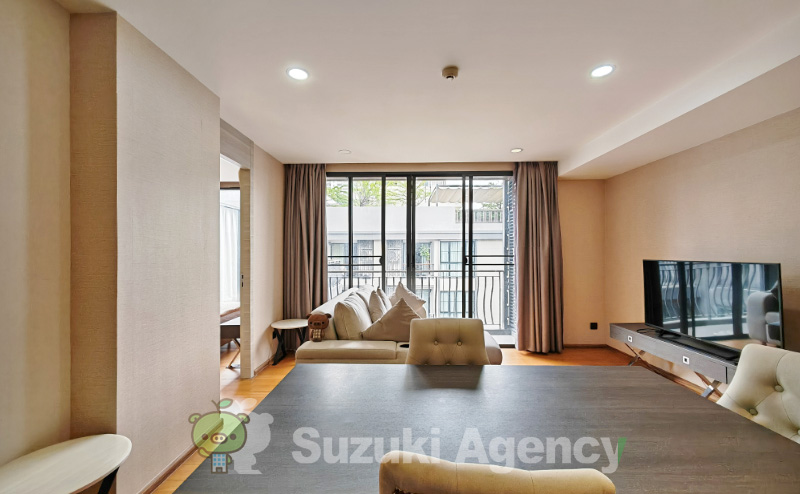 Klass Langsuan Condominium