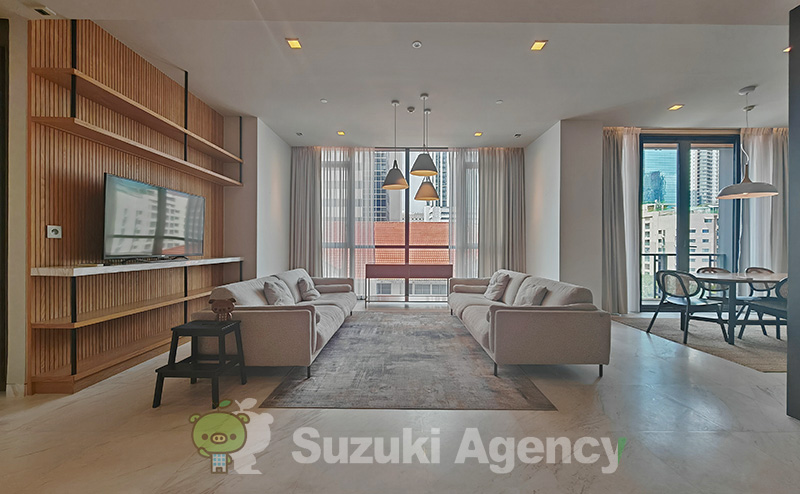 The Monument Thonglor